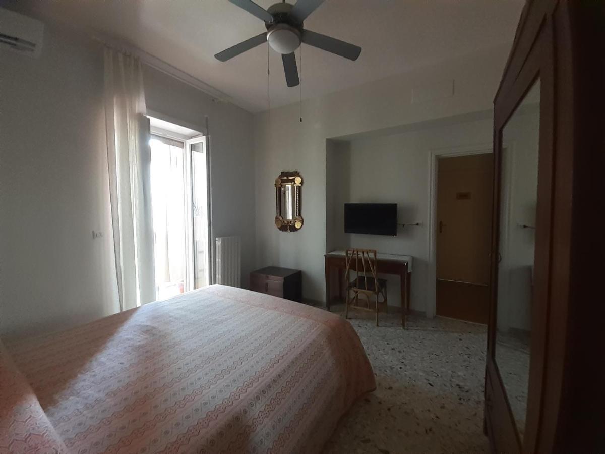 Chez Gle B&B Барі Екстер'єр фото